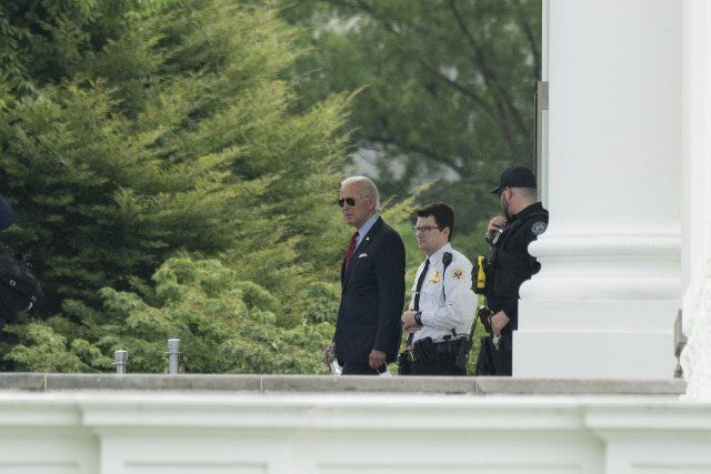 United States President Joe Biden departs the White House in Washington, DC, headed for Camp David, July 1, 2022. Credit: Chris Kleponis 