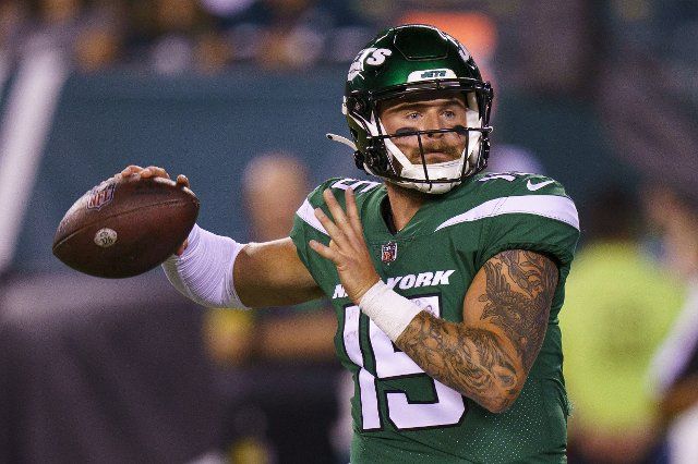 August 12, 2022: New York Jets quarterback Chris Streveler (15) in action during the NFL pre-season game between the New York Jets and the Philadelphia Eagles at Lincoln Financial Field in Philadelphia, Pennsylvania. Christopher Szagola