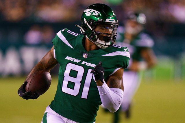 August 12, 2022: New York Jets tight end Lawrence Cager (81) in action during the NFL pre-season game between the New York Jets and the Philadelphia Eagles at Lincoln Financial Field in Philadelphia, Pennsylvania. Christopher Szagola