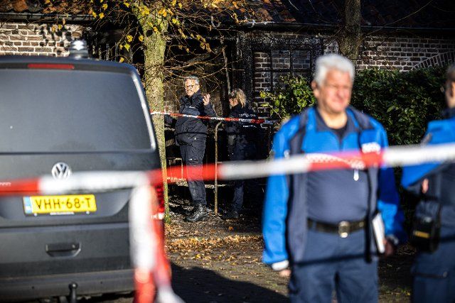SOMEREN - Police investigation at De Hoof camping farm in Someren in Brabant. According to regional media, an emergency shelter for 450 asylum seekers would be put into use in the building. The fire service has sufficient evidence to assume that the fire was deliberately started. ANP ROB ENGELAAR netherlands out - belgium