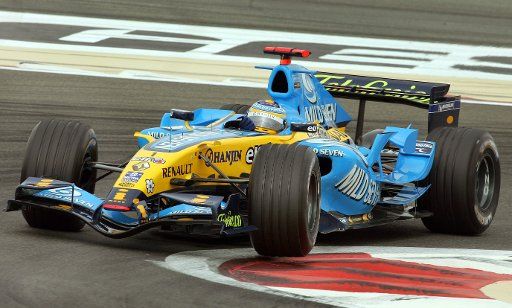 (dpa) - Spanish Formula One driver Fernando Alonso of the Mild Seven Renault F1 team in action during the Qualifying session at the Formula One racetrack near Manama Bahrain 11 March 2006. The first race of the F1 world championship 2006 the Bahrain...