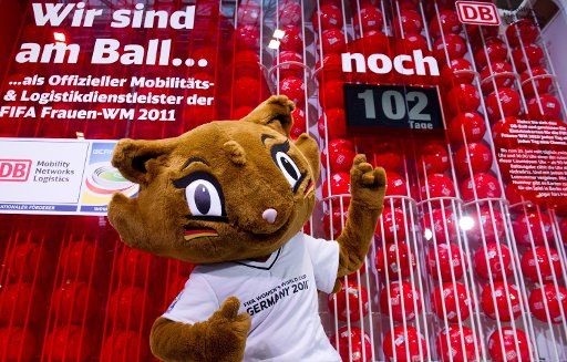 Mascot Karla Kick presents the countdown to the FIFA Women\