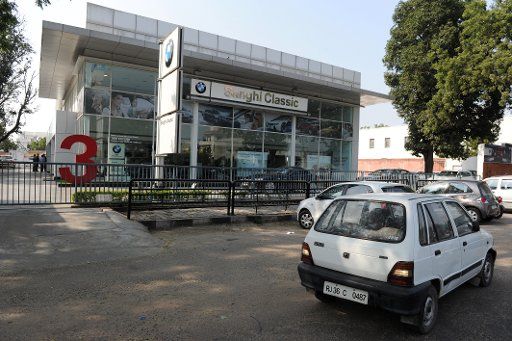 A BMW car dealership is pictured in Jaipur, India, 19 November 2012. Photo: Jens