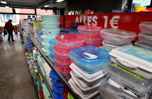 11 July 2019, Bavaria, Würzburg: Household articles are sold in the flagship store of Schum Euroshop GmbH & Co. KG for one euro. The Euroshops were founded on 19 July 2004. (to dpa "Toilet brushes and superglue - The triumph of the Euroshops") Photo: Karl-Josef Hildenbrand\/