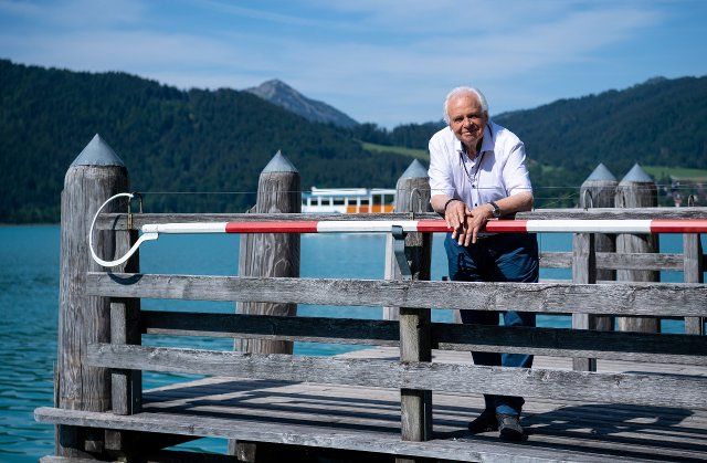 28 June 2021, Bavaria, Tegernsee: Eckart Witzigmann, chef, stands on the shore of Lake Tegernsee. Witzigmann will be 80 years old on 04.07.2021. Photo: Sven Hoppe\/dpa