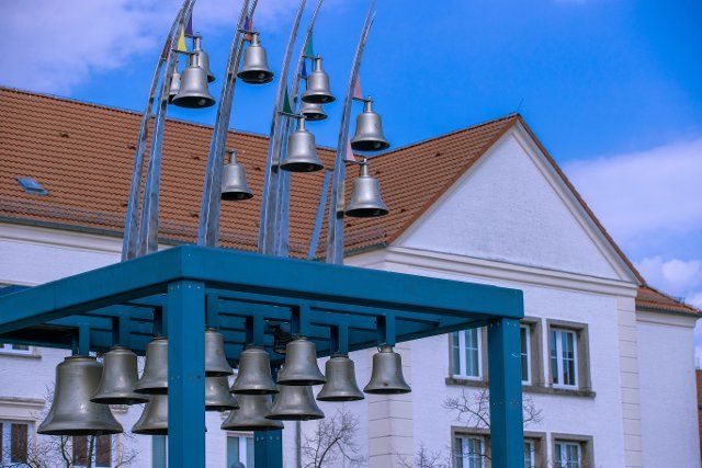28 April 2021, Mecklenburg-Western Pomerania, Pasewalk: The carillon on Pasewalk\