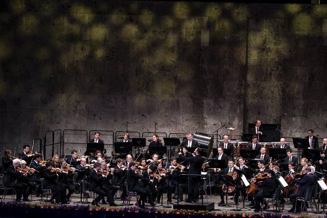 26 August 2021, Berlin: Kirill Petrenko, Chief Conductor and Artistic Director of the Berlin Philharmonic, conducts the Philharmonic at the WaldbÃ¼hne. Conductor Petrenko conducts the Berliner Philharmoniker for the first time at the WaldbÃ¼hne. Photo: Fabian Sommer\/dpa