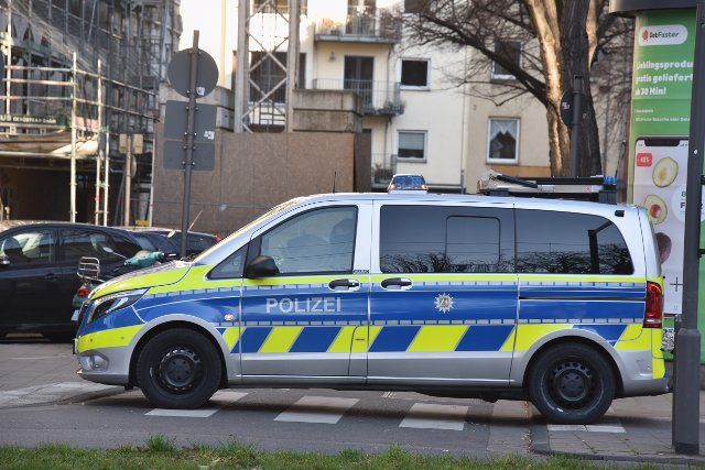 27 February 2022, North Rhine-Westphalia, Cologne: A police emergency vehicle, police car standing on the roadside Photo: Horst Galuschka\/dpa\/Horst Galuschka dpa