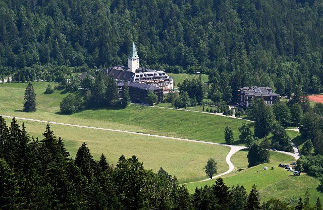 27 June 2022, Bavaria, Garmisch-Partenkirchen: The venue of the G7 summit, Schloss Elmau, seen from above. Germany is hosting the G7 summit (June 26-28) of economically strong democracies. Photo: Angelika Warmuth\/dpa