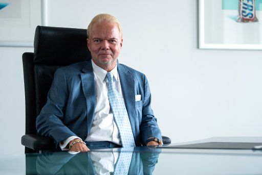 14 June 2019, Lower Saxony, Hanover: Utz Claassen, entrepreneur and managing director of the medical technology company Syntellix, sits in his office. (to dpa "Healing Bones Instead of Painting Places - Utz Claassen\