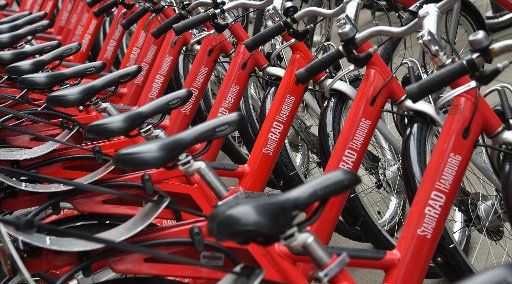 Bikes of the bicycle rental system "Stadtrad" can be seen at a rental station in Hamburg, Germany, 27 July 2017. Even more bicycles will be made available via the "Stadtrad" system - the 200 stations financed by the city will be adding 150 more, ...