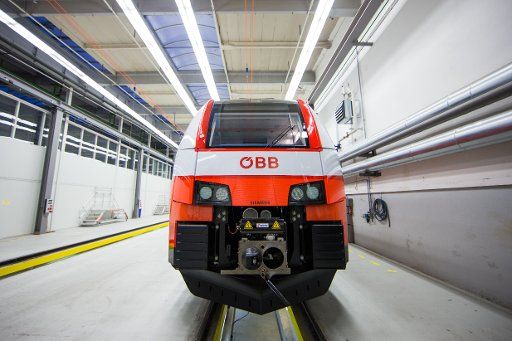 A train model Cityjet, commissioned by the Austrian railway company OBB, stand in the Siemens assembly plant for train vehicles in Krefeld, Germanym 15 January 2015. Photo: Rolf Vennenbernd\/