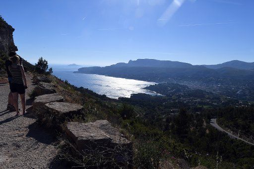 The Mediterranean coast near Cassis, France, 28 June 2016. The French holiday resort with a population of more than 7,400 is located along the French Riviera near Marseille. Photo: Federico Gambarini\/