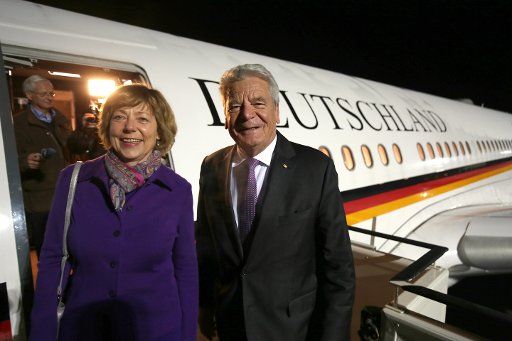 German Federal president Joachim Gauck and his partner Daniela Schadt board the plane of the German airforce which is headed towards Japan in Tegel airport, Berlin, 13 November 2016. The German President will reside in Japan for five days. Photo: ...