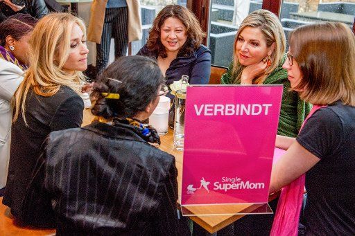 Queen Maxima of The Netherlands visits on International Women·s Day a meeting of Foundation Single Supermom in Amsterdam, The Netherlands, 8 March 2017. The foundation focus on single mothers and developed training empowerment. The Queen gives the ...