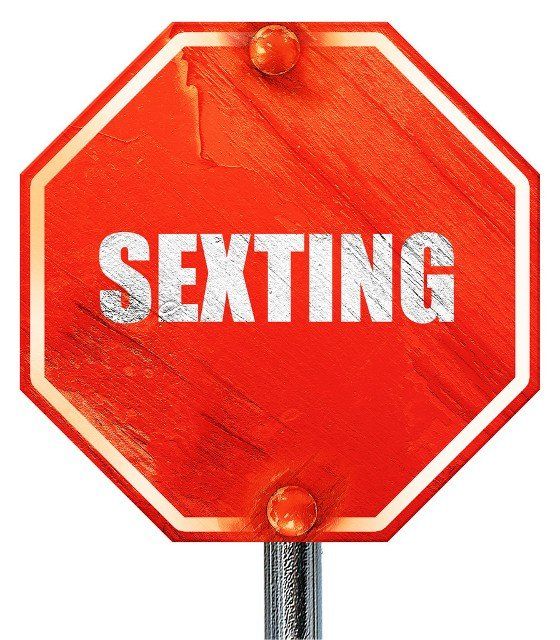 sexting, 3D rendering, a red stop sign