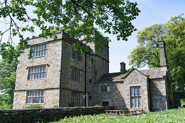 North Lees Hall, standing on a sweeping hillside beneath Stanage Edge, is set amidst some of the most spectacular scenery of the Peak National Park. It provided the inspiration for Thornfield Hall, in Bronte\