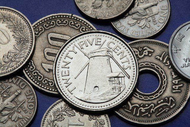 Coins of Barbados. Windmill depicted in a Barbadian twenty five cents coin.