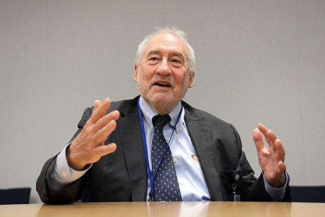 Nobel laureate in economics and Columbia University professor Joseph Stiglitz speaks during an interview at the headquarters of the International Monetary Fund (IMF) in Washington, US, 13 October 2022. The Colombian Minister of Finance Jose Antonio Ocampo defended this Thursday his proposal to introduce a surcharge on windfall profits from oil and coal companies, as well as his government\