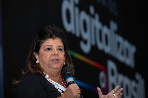 SÃO PAULO, SP - 25.09.2019: CONVENÃÃO MAGAZINE LUIZA TEM LUCIANO HUCK - Luiza Helena Trajano speaks during a Magazine Luiza event at a convention in the north of SÃ£o Paulo on the morning of Wednesday (25). The executive spoke, among other topics, about the digitization of sales processes. (Photo: Bruno Rocha\/Fotoarena)