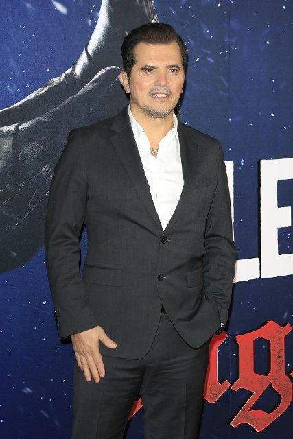 LOS ANGELES - NOV 29: John Leguizamo at the Violent Night Premiere at the TCL Chinese Theater IMAX on November 29, 2022 in Los Angeles