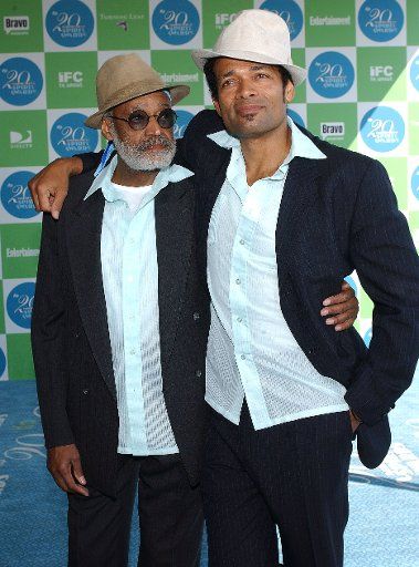KRT STAND ALONE ENTERTAINMENT PHOTO SLUGGED: IFPAWARDS KRT PHOTOGRAPH BY LIONEL HAHN\/ABACA PRESS (February 26) Mario Van Peebles, right, and Melvin Van Peebles arrive at the 20th IFP Independent Film Awards in Santa Monica, California, on February 26,...