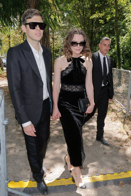 James Righton and Keira Knightley attending the Chanel Haute Couture Fall\/Winter 2022-2023 fashion show, as part of Paris Fashion Week on July 05, 2022 in Paris, France.\/\/03HAEDRICHJM_0007JMH\/2207061001\/Credit:JM HAEDRICH\/SIPA