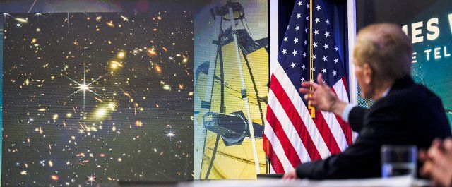 (220712) -- WASHINGTON, D.C., July 12, 2022 (Xinhua) -- NASA Administrator Bill Nelson describes the first image from the James Webb Space Telescope at the White House in Washington, D.C., the United States, July 11, 2022. U.S. President Joe Biden released one of the James Webb Space Telescope\