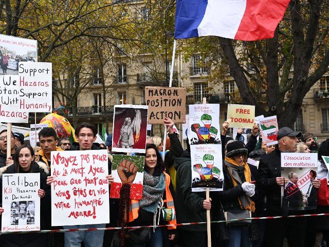 In Paris, France, a protest takes place on November 27th for Iranian Women. PARIS MANIFESTATION POUR SOUTENIR LES FEMMES EN IRAN. France le 27.11.2022. Credit: SEVGI\/SIPA\/\/SEVGI_SEVGI071\/Credit:SEVGI\/SIPA\/2211280825\/Credit:SEVGI\/SIPA