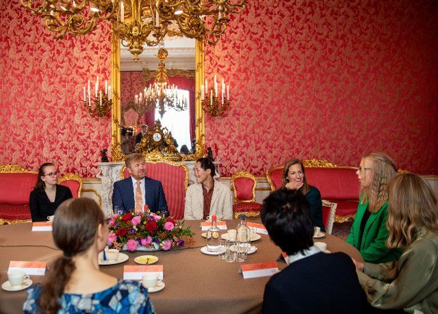 King Willem-Alexander receives those involved from the JongPIT Foundation at Noordeinde Palace in The Hague. (Photo by DPPA\/Sipa USA