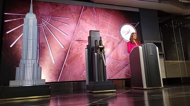 EElizabeth Hurley visits the Empire State Building, in honor of Breast Cancer Awareness Month, New York, NY, October 3, 2022.  (Video by Anthony Behar\/Sipa USA)                    