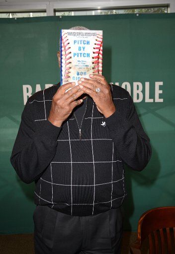 Baseball HOF Bob Gibson appears at Barnes & Noble, Citigroup Center, NYC to promote and sign his new book "Pitch by Pitch: My View of One Unforgettable Game". .. Ref: SPL 061015 .Picture by: Derek Storm \/ Splash News . . Splash News and ...