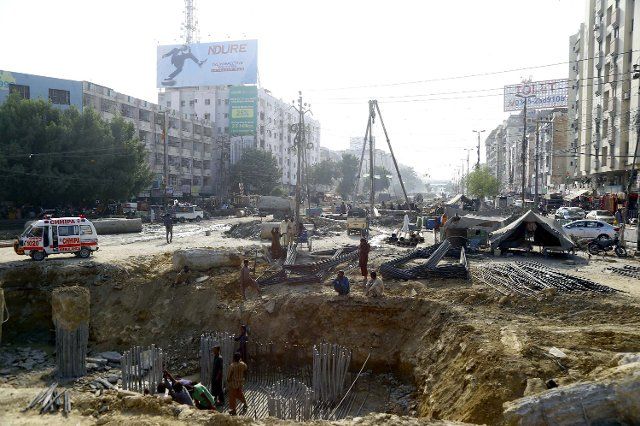 KARACHI, PAKISTAN, DEC 06: Construction works of new development projects is underway under the supervision of local government department, at Gulistan-e-Johar area in Karachi on Tuesday, December 06, 2022. (S.Imran Ali\/PPI Images