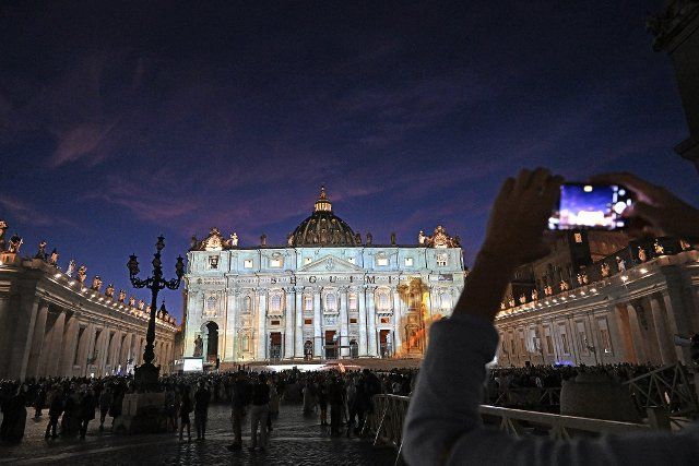 Inaugural evening for the screening of the video mapping Follow me, The life of Pietro. The multimedia project projected on the facade of the Basilica is an initiative that inaugurates, in an artistic key, a pastoral path to accompany the visit to 