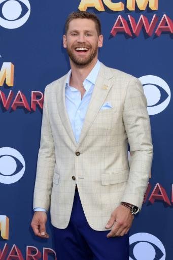 Chase Rice Opening Country Bar In ClevelandAuthor WENN20211029Country singer Chase Rice is turning his hand to hospitality with plans to open a new bar in Cleveland, Ohio, this December (21).Rice has teamed up with Jason Kipnis and the 