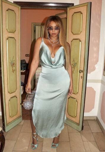 Beyonce Delights Fans With Release Of First Song In A YearAuthor WENN20211112Beyonce has surprised fans with the release of song Be Alive, her first new music in a year on Friday (12Nov21).The 40-year-old megastar sent the BeyHive wild when 