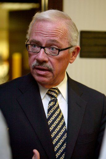 Bob Barr, the Libertarian Party nominee for President of the United States in the 2008 election held a press conference to discuss the end of term Supreme Court decisions and the judicial nominations of the next administration at The National Press ...