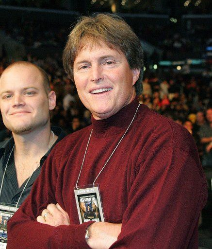Olympic champion Bruce Jenner awaits the start of the Hopkins - Eastman Middleweight title fight at Staples Center in LA February 19 2005.     (UPI Photo\/Roger Williams)
