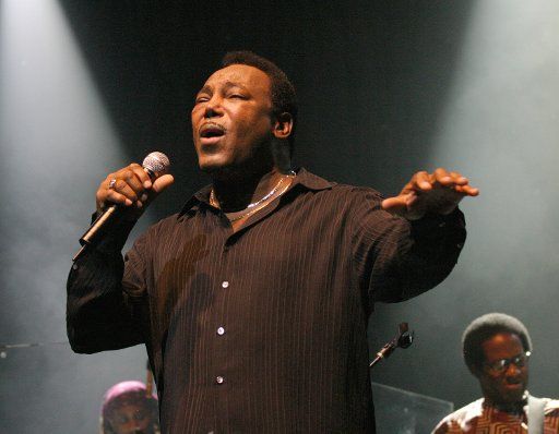Guitarist and vocalist George Benson performs in concert at the Grand Rex Theatre in Paris France on July 8 2005.       (UPI Photo\/David Silpa)