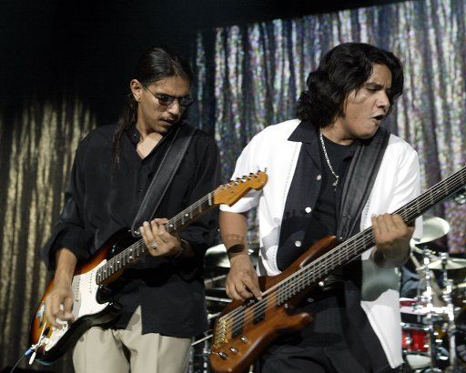 JoJo Garza(R) and Henry Garza perform in concert at the American Airlines Arena in Miami  Florida on June 1 2005.  (UPI Photo\/Michael Bush)