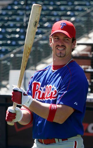 Philadelphia Phillies center fielder Aaron Rowand prepares to take batting practice prior to game against the Colorado Rockies at Coors Field in Denver April 16 2006.      (UPI Photo\/Gary C. Caskey)