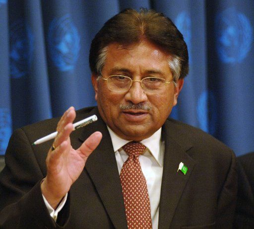 Pervez MusharrafPresident of Pakistan meets with UN media after his speech before the United Nations General Assembly during it\