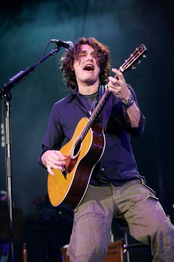John Mayer performs in concert at the Sound Advice Amphitheater in West Palm Beach Florida on October 11 2006. (UPI Photo\/Michael Bush)