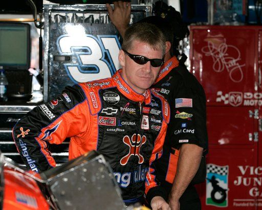 Jeff Burton waits in his garage for the Nextel Cup Practice to begin at Homestead-Miami Speedway in Homestead Florida on November 18 2006. (UPI Photo\/Michael Bush)