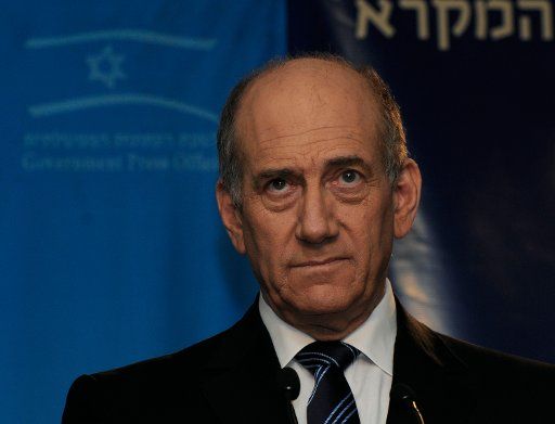 Israeli Prime Minister Ehud Olmert addresses the foreign press in Jerusalem March 26 2008. (UPI Photo\/Debbie Hill)