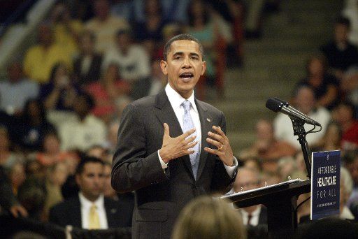 Democratic presidential candidate Sen. Barack Obama (D-IL) speaks at Virginia High School in Bristol Virginia on June 5 2008. (UPI Photo\/Nell Redmond)