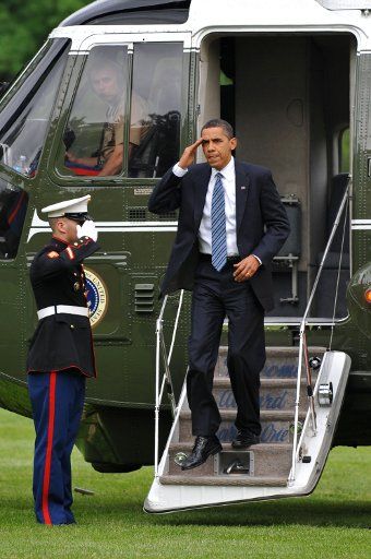 President Barack Obama arrives at the White House following a trip to Arizona in Washington on May 14 2009. (UPI Photo\/Kevin Dietsch)