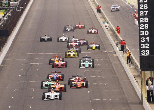 The green flag flies and the Freedom 100 is under way on May 22 2009 at the Indianapolis Motor Speedway in Indianapolis Indiana. (UPI Photo\/Mike Bryand)