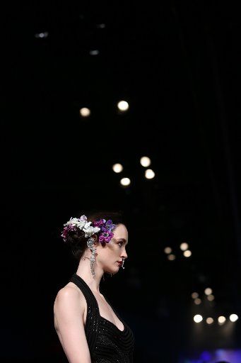 A model walks on the runway at the Naeem Khan fashion show during New York Fashion Week at Skylight Clarkson Sq. Gallery 1 on September 12, 2017 in New York City. Photo by Serena Xu-Ning\/
