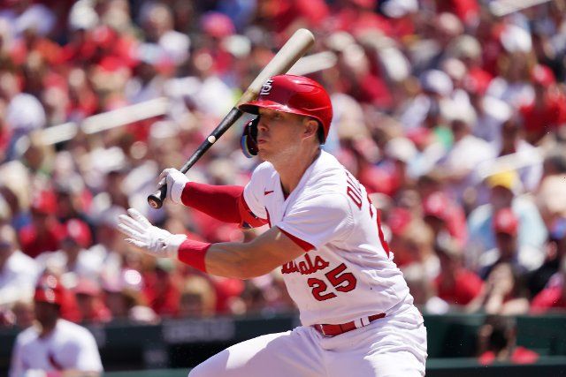 St. Louis Cardinals Corey Dickerson watches his fly ball fall in for a RBI single in the first inning against the New York Mets at Busch Stadium in St. Louis on Wednesday, April 27, 2022. Photo by Bill Greenblatt